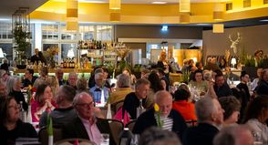 Der Abend in der Strandhalle verspricht eine kulinarische Rundreise durch die zehn teilnehmenden Gastronomiebetriebe.