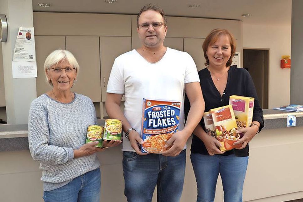 Freuen sich über weitere Unterstützung: Margarete Streich (links), Michael Strümpell (BBNP) und Andrea Grose.  (Foto: René Kleinschmidt)
