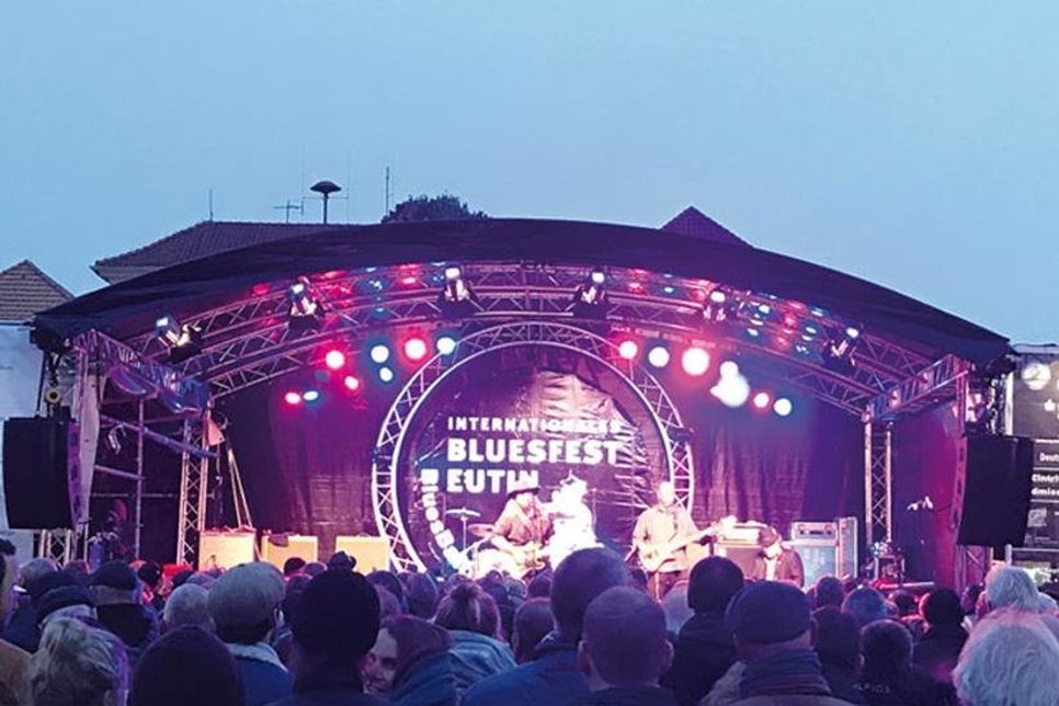 Auch in Zukunft soll das Bluesfest Tausende Fans auf den Marktplatz ziehen.