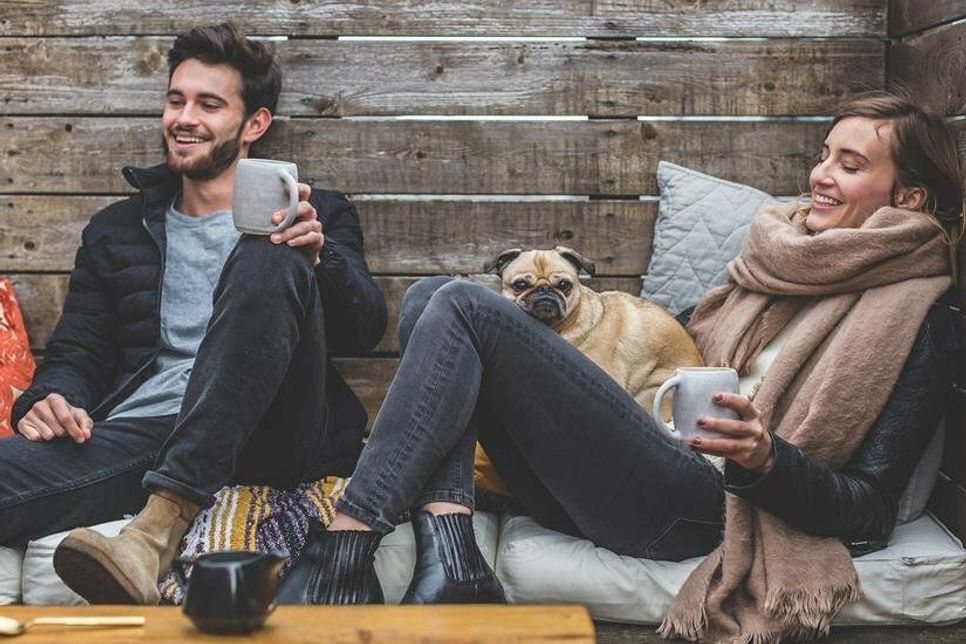 Meistens muss es gar nichts Besonderes sein: Es reicht ein einfacher Kaffee, der zusammen getrunken wird.