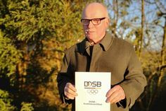 Als Anerkennung besonderer Leistungen im Bereich Aus- und Fortbildung in den Mitgliedsorganisationen des DOSB wurde Rolf-Heinrich Haar das Zertifikat verliehen.
