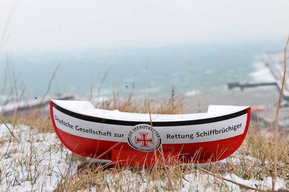 Das bekannte Sammelschiffchen der DGzRS freut sich immer über jede Spende.