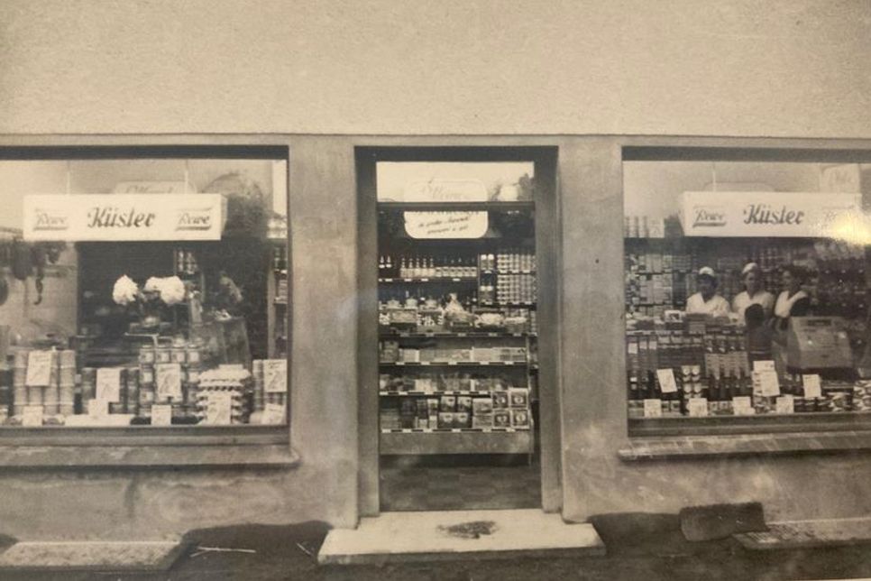 Der erste Lebensmittelmarkt der Familie Küster/Haase im Jahr 1955.
