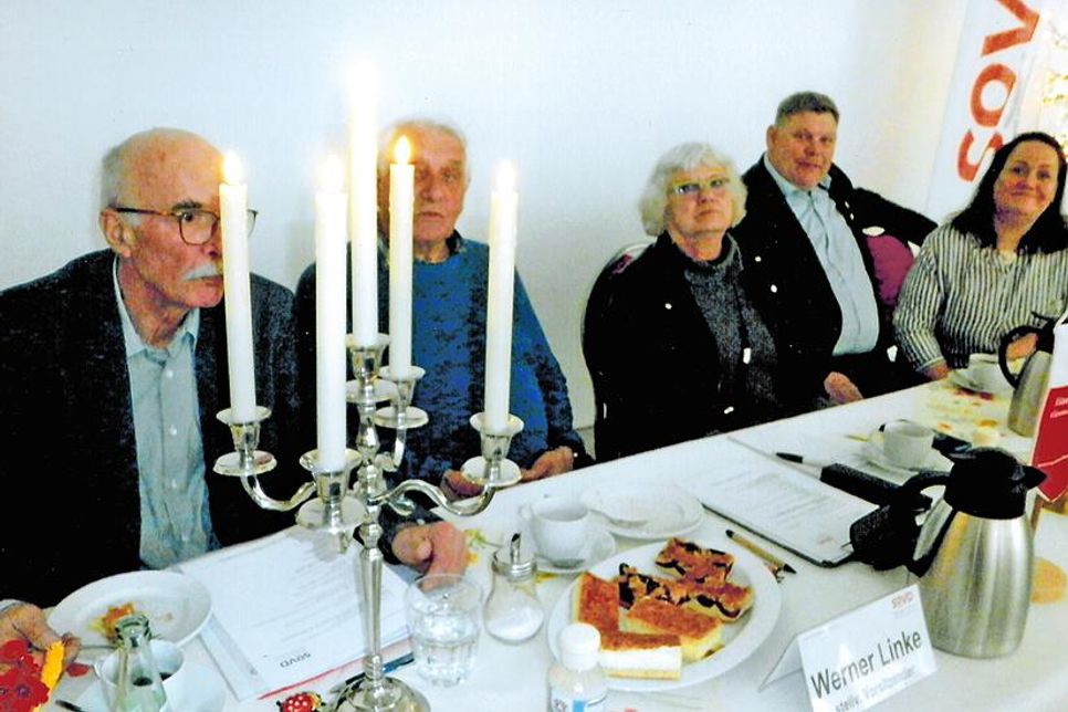 Der Vorstand ohne die Gleichstellungsbeauftragte Gaby Sporys. Von links: Peter Fiedler, Schriftführer und Verantwortlicher für Digitales; Werner Linke, 2. Vorsitzender; Elke Andresen, 1. Vorsitzende; Sven Zielke, Beisitzer; Sarah Zielke, Schatzmeisterin.
