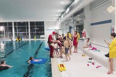 „Ob der Weihnachtsmann auch ein guter Schwimmer ist?“