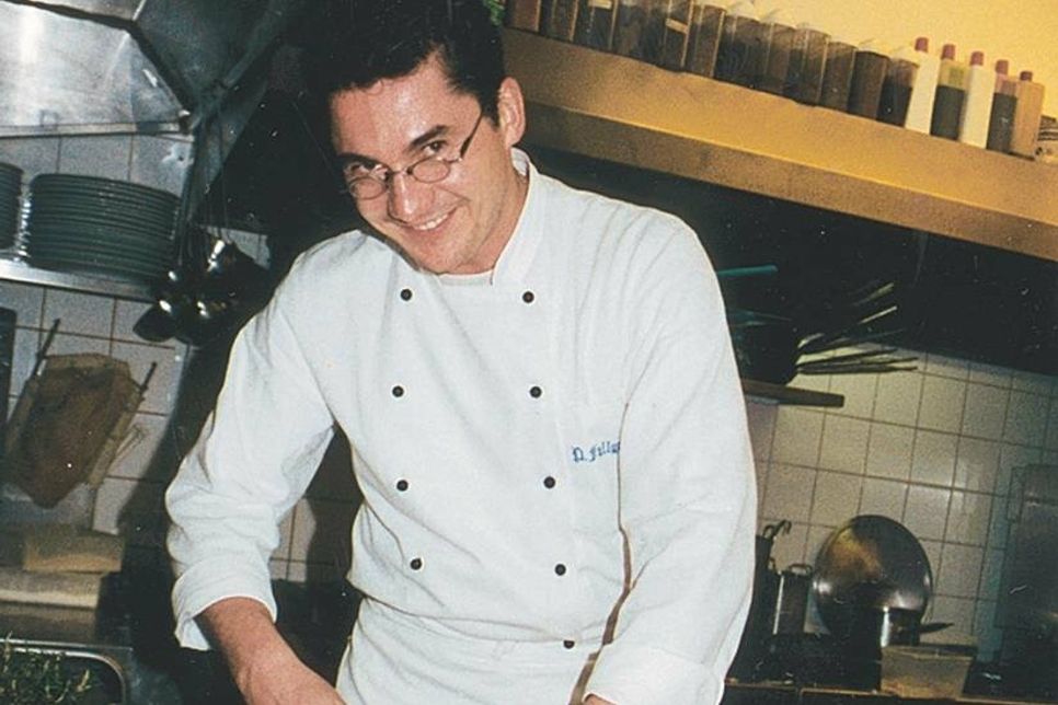 Im April 2001 feierte Peter Fallgatter das fünfjährige Bestehen seines damaligen Restaurants Loch 19. Auf der Speisekarte: Dorschfilet.