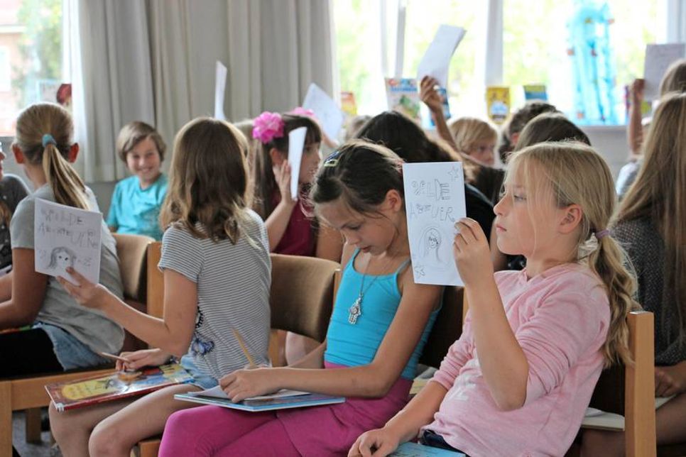 Bei der Abschlussveranstaltung lernten die Kinder, wie man Comics zeichnet.