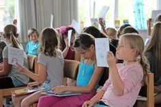 Bei der Abschlussveranstaltung lernten die Kinder, wie man Comics zeichnet.