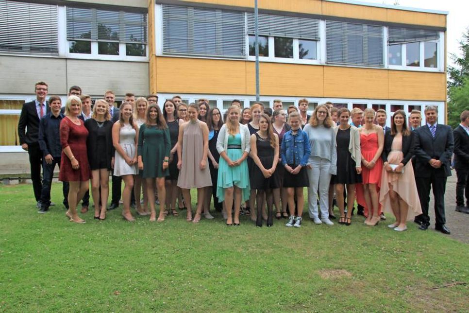 Die Abschlussklassen 10a und 10b.