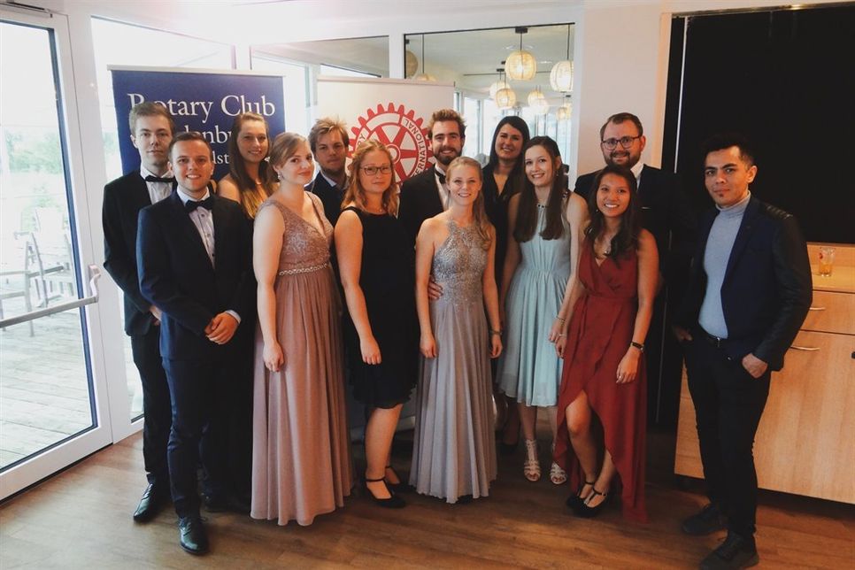 Die Mitglieder des Rotaract Club Ostholstein.