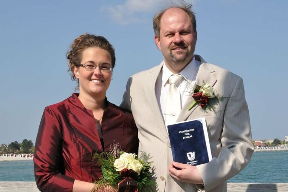 Dorothee und Marcus Jakob-Korsch vor genau 10 Jahren auf der Seebrücke.
