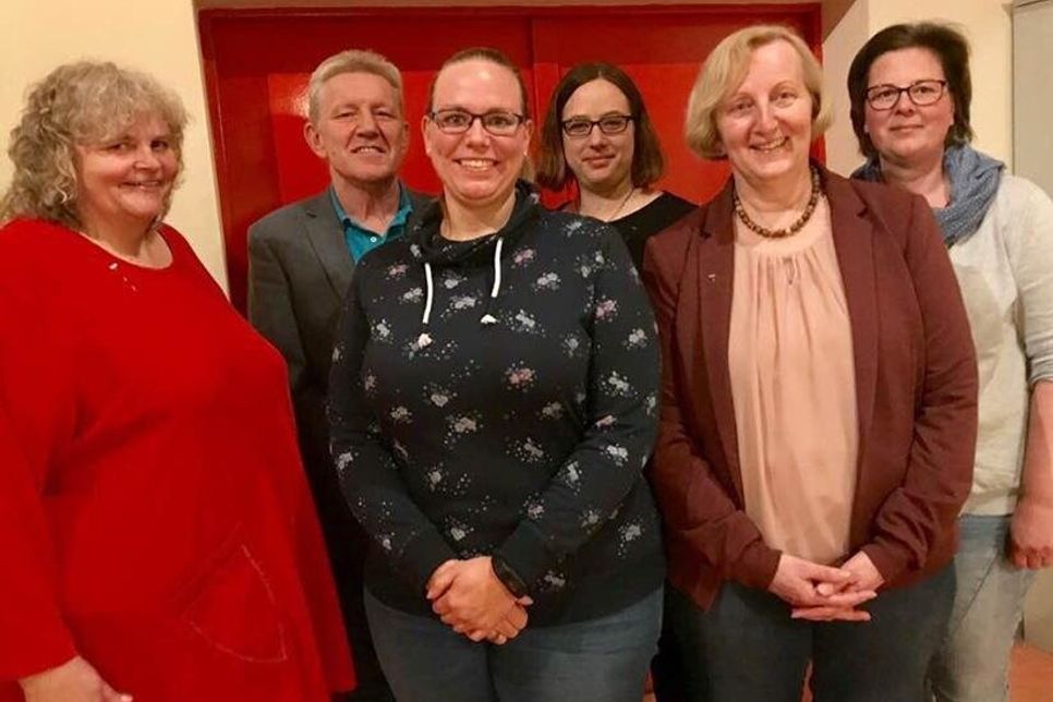 Neuer Vorstand: Ute Scharf, Roland Voß, Svenja Rahlf, Ria Stahl, Regina Voß, Wiebke Aldenhoff (v. lks.).