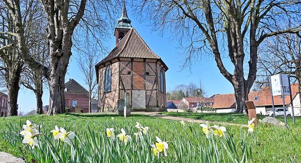 Die kleine Johanniskirche ist ab Mai wieder nachmittags von 15 bis 17 Uhr für Besucher geöffnet (außer montags und bei Amtshandlungen).