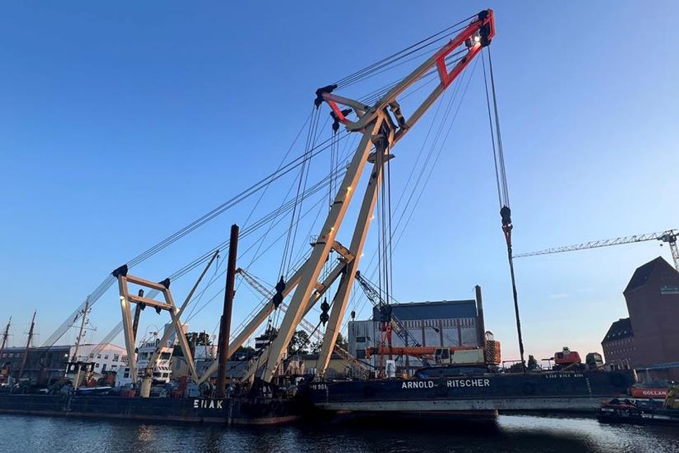 Die Arbeitsplattform soll in den kommenden zwei Wochen zerlegt und entsorgt werden.