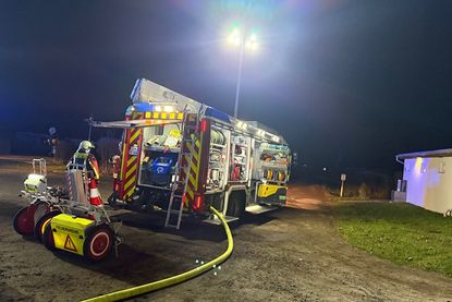 Schuppenbrand mit fünf verletzten Personen in Scharbeutz