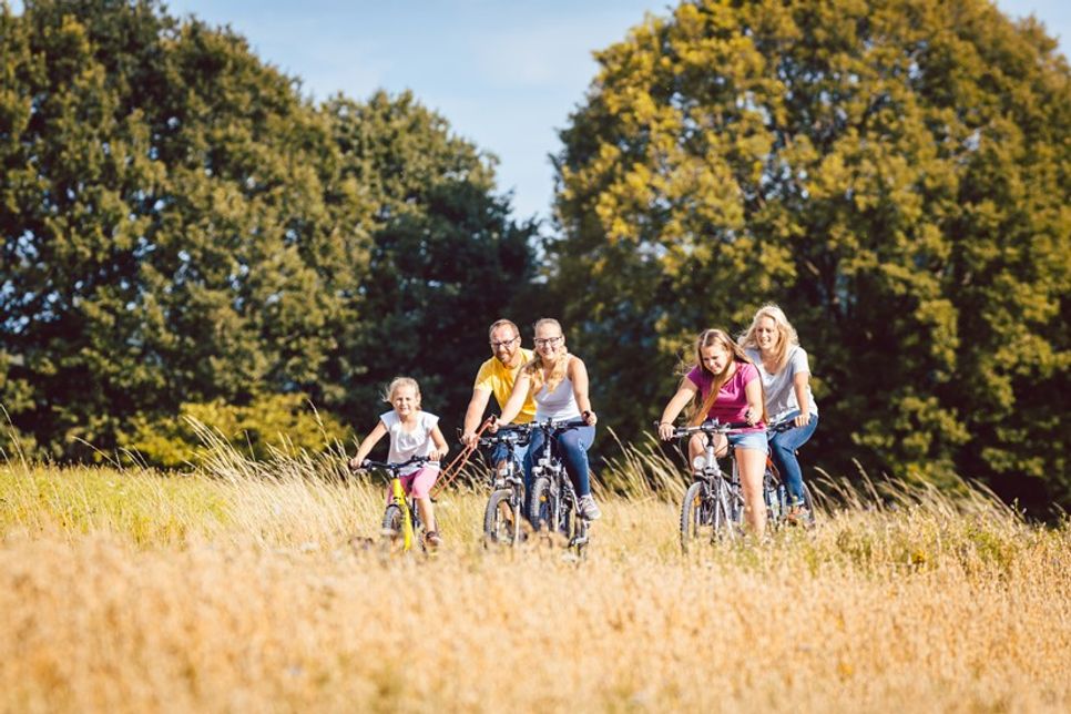 Am Sonntag, dem 31. Mai beginnt das Stadtradeln. Wer möchte kann sich direkt der Auftakt-Radtour anschließen und so die ersten Kilometer sammeln (Foto: Adobe Stock/ Kzenon).