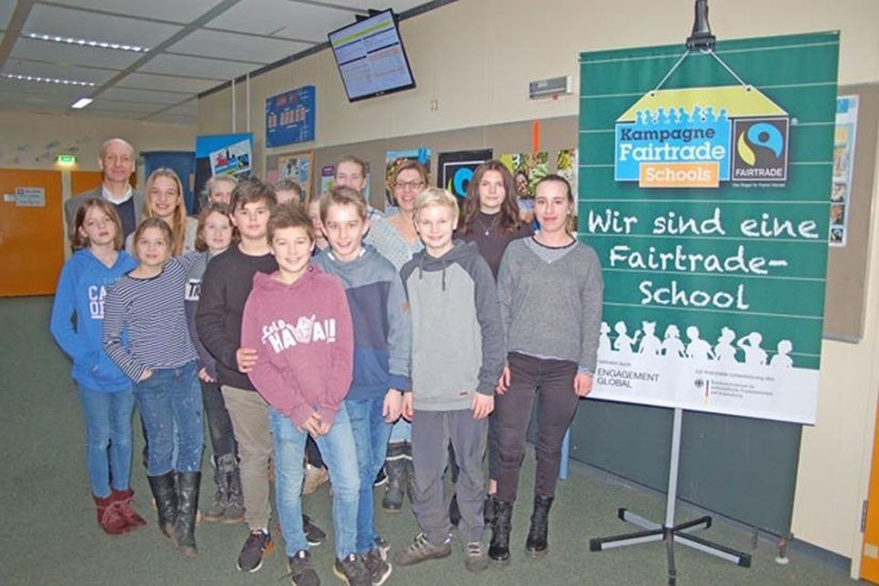Fair-Trade-Tag am Gymnasium Heikendorf. Auch die Jüngsten sind schon mit dabei.