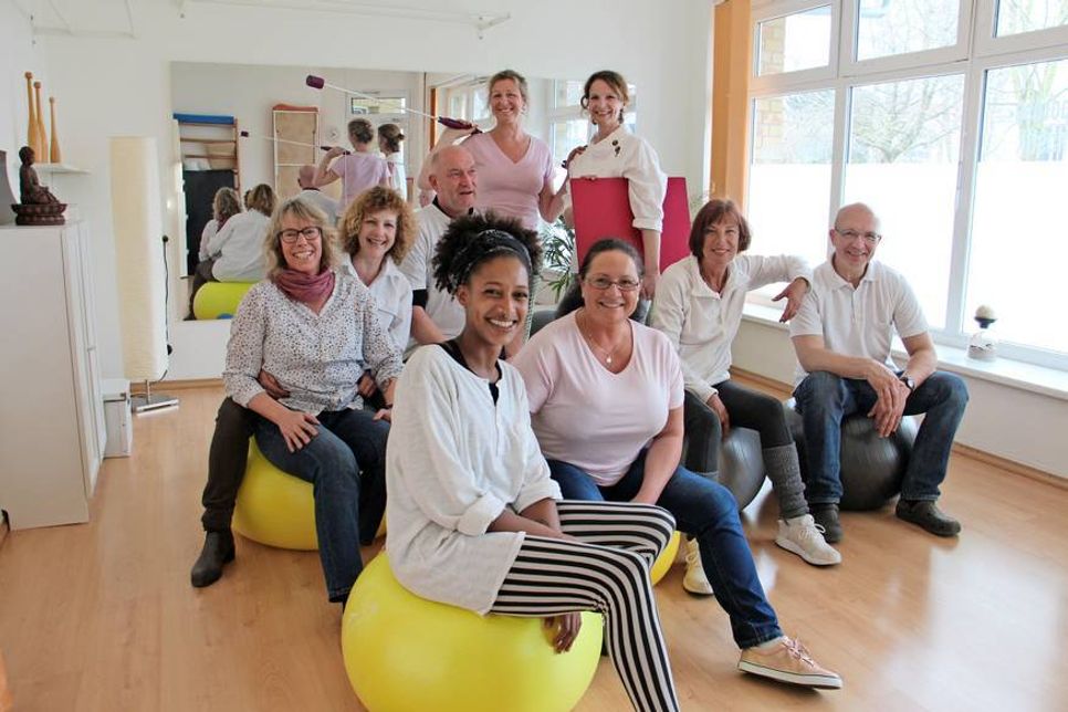 Das gut gelaunte und engagierte Team freut sich auf seine Jubiläumsgäste.