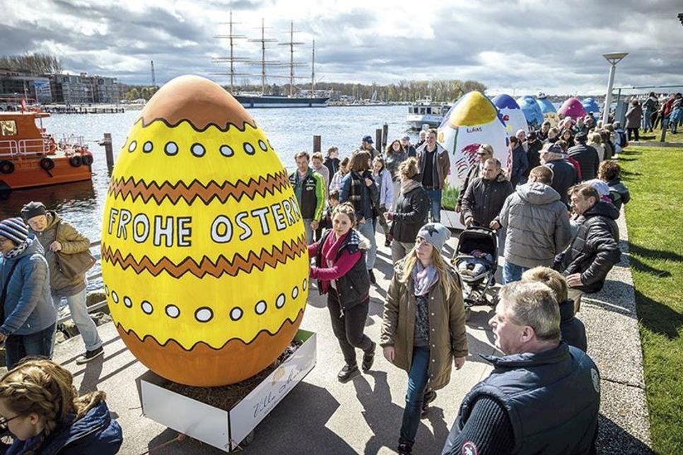 Ein Highlight zu Ostern ist am Ostersonntag die Riesenei-Parade. (Foto: LTM - Olaf Malzahn)