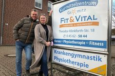 Torsten Thieme mit seiner Nachfolgerin Anna Giedrowicz, die das Angebot erweitern will.