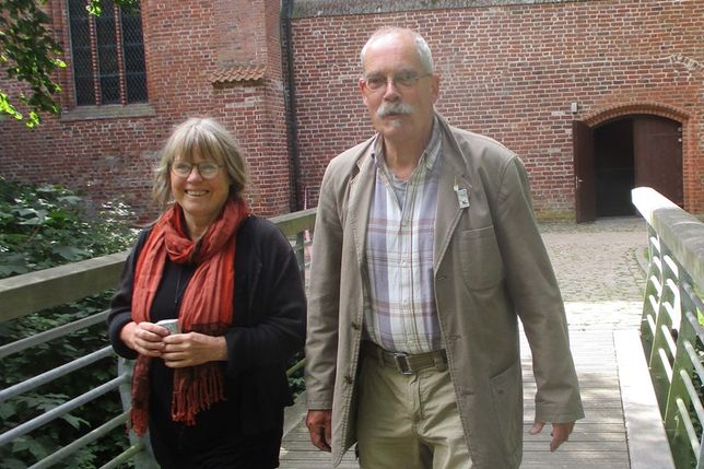 Dialog-Lesung mit dem Künstlerpaar Renate Hansen und Manfred Blieffert.