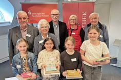 Tiara, Larya, Marit und Emma (v. li.) überzeugten die Jury: Heinrich Evers, Anne Vehres, Jochen Beyer, Brigitte Barmwater und Klaus Schläfke (v.li.).