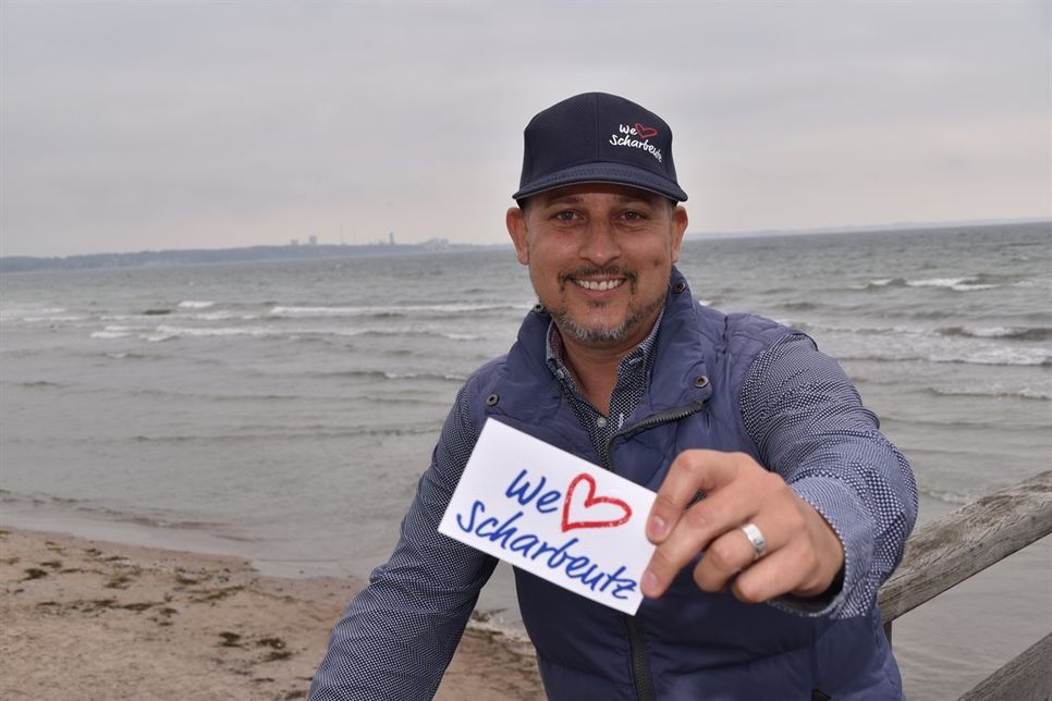 Stefan Wolf gründete im Juni 2017 die Facebook-Gruppe "We love Scharbeutz" mit inzwischen über 12.000 Mitgliedern. (Foto: René Kleinschmidt)