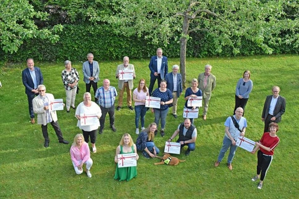 Björn Demmin, Bürgermeister und Stiftungsratsvorsitzender, lobte bei der Preisvergabe das breite und vielfältige bürgerschaftliche Engagement in Preetz und freute sich, dieses mit kleinen und größeren Finanzhilfen der Bürgerstiftung unterstützen zu können.