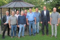 Der neu gewählte Innungsvorstand der Baugewerbe-Innung Ostholstein: Bernd Rüß, Jan Grimm, Jan Schöning, Sven Nittritz, Dennis Wieske, Hauke Ewers, Michael Harms, Ralf Hoffmann, Jörg-Peter Schwartz (v. lks.); es fehlt: Klaus-Hinrich Witt.