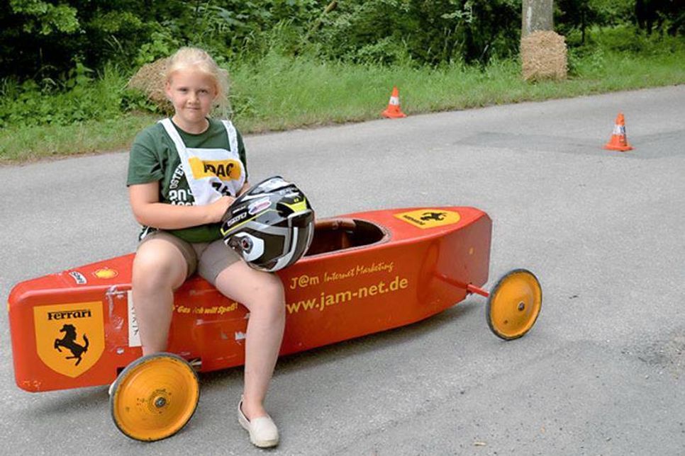 Die 10-jährige Mara im Ziel.
