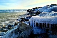 Vanessa Birk fotografierte die Ostsee vor Neustadt von ihrer eisigen Seite.