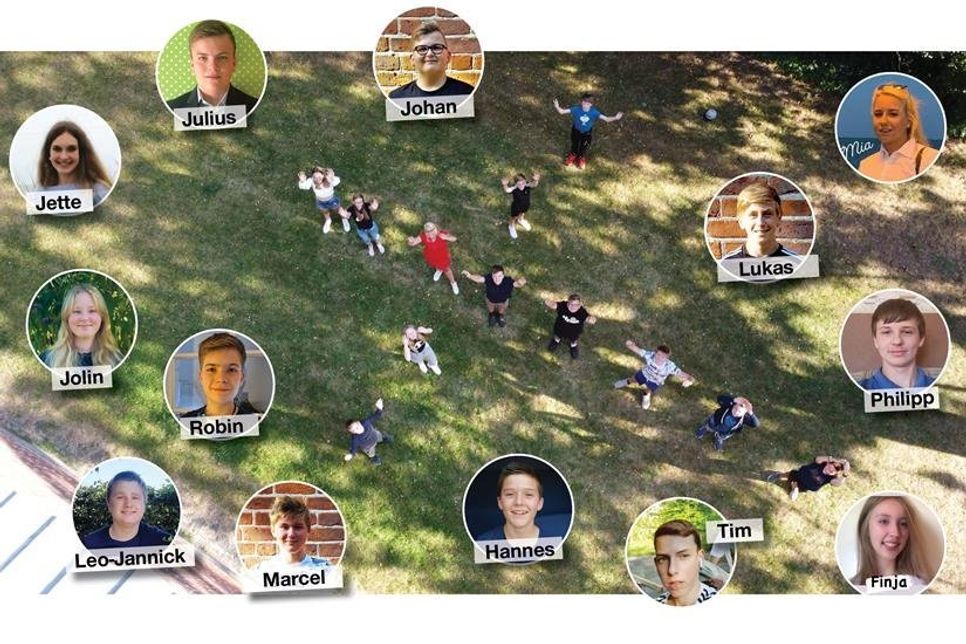 Konfirmiert werden: Jolin-Sophie Hübner aus Bliesdorf, Finja Storm aus Marxdorf, Jette Vogler aus Logeberg, Mia Würrer und Johan Wieske aus Altenkrempe, Leo-Jannick Boldt aus Schashagen, Hannes Dohm, Marcel Schulz und Lukas Dombrowski aus Kassau, Philipp Kröger aus Logeberg, Tim Sievers aus Rogerfelde, Julius Schaar aus Krummbek und Robin Siebert aus Stolpe.