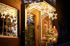 Prächtig beleuchtet präsentiert sich Wohlsein am Plöner Strohberg.