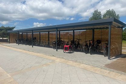Fahrradabstellanlage Höhe „Milloncino“.