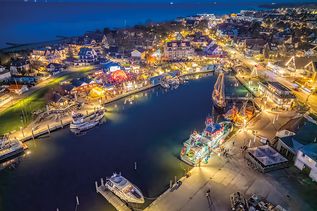 Niendorfer Hafen wird zum Lichterhafen: Wer macht mit bei der schwimmenden Lichterparade?
