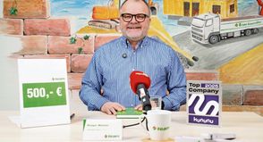 Baucenterleiter Holger Werner freute sich die Institutionen, die in diesem Jahr bedacht werden, bekannt zu geben.