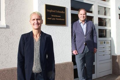 Das Leistungsspektrum des Teams um Siegfried Schindler und Ramona Schröder geht weit über das Feld der klassischen Steuerberatung hinaus.