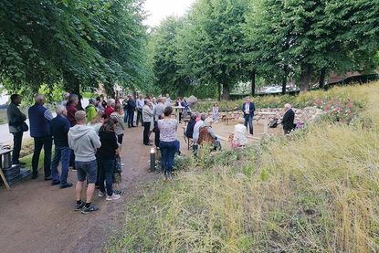In Dunkelsdorf wurde der neue Dorfplatz vor Kurzem feierlich eröffnet.