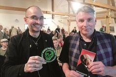 Ein persönliches Highlight: Volker Graap (rechts) mit dem Kriminalbiologen Mark Benecke.