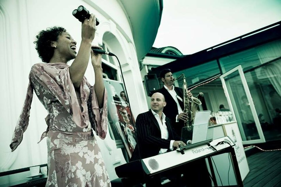 „Max and Friends im Trio“ featuring Myra Maud.