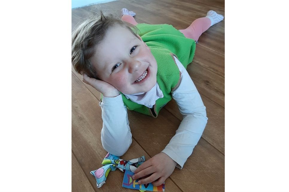 Pauline (5) hat mit ihrer Familie fleißig gebastelt.