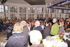 Rund 200 Bürgerinnen und Bürger lauschten Bürgervorsteherin Anja Evers und Bürgermeisterin Hatice Kara. (Foto: René Kleinschmidt)
