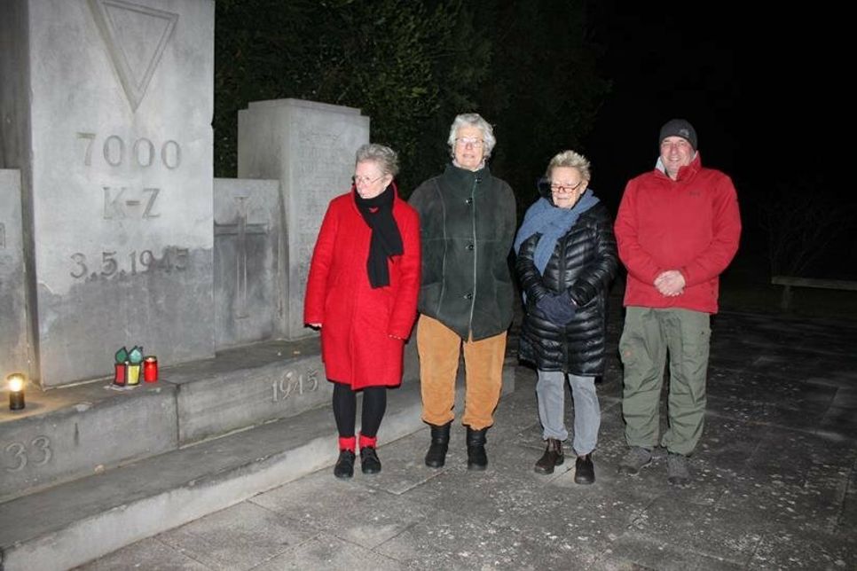 Gabriela Bendfeldt, Christine Crohn, Ute Burmeister und der ehemalige Leiter des Neustädter Cap-Arcona-Museums Wilhelm Lange (v. lks.) wollen die Erinnerung an die NS-Diktatur wachhalten.