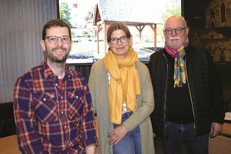 Wünschen sich schnell personelle Verstärkung im Vorstand des Vereins Schusterstadt Preetz: Schatzmeister Peer Hoffmann (v.l.), Schriftführerin Renate Weltrowski und der kommissarische stellvertretende Vorsitzende Dieter Jensen