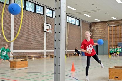 Treffsicherheit fällt nicht vom Himmel: In Hutzfeld wird nach Schulschluss begeistert geübt und trainiert.