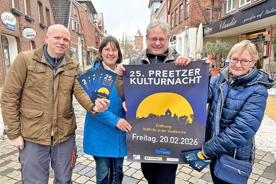 Thies Harm, der Vorsitzende des Vereins „Schusterstadt Preetz“, freut sich mit dem Koordinationsteam Susanne Stökl, Gerhard und Erika Jaeger (von links) auf ein erlebnisreiches Kulturnacht-Jubiläum.
