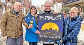 Thies Harm, der Vorsitzende des Vereins „Schusterstadt Preetz“, freut sich mit dem Koordinationsteam Susanne Stökl, Gerhard und Erika Jaeger (von links) auf ein erlebnisreiches Kulturnacht-Jubiläum.
