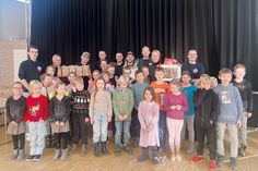 Die Kinderfeuerwehr Scharbeutz hat sich zum Plätzchenbacken getroffen ...
