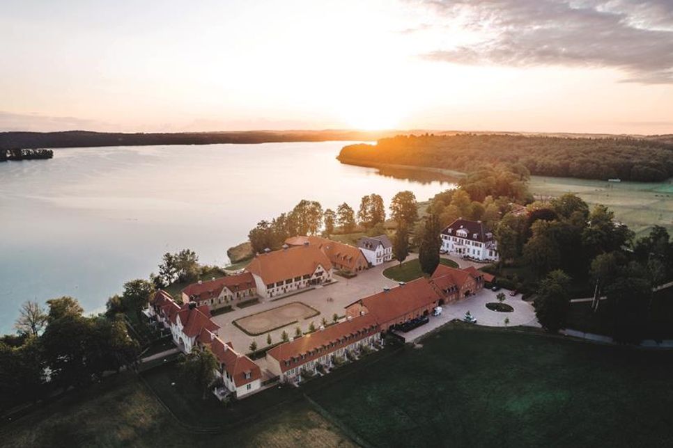Das Gut Immenhof liegt in direkter Lage am Kellersee.