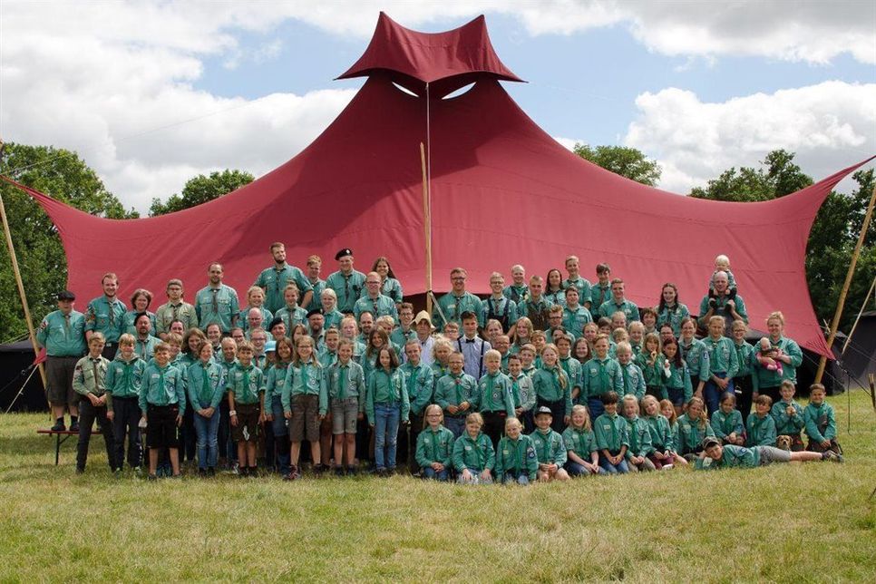 Pfadfinder der Ev.-Luth. Kirchengemeinde Grube im Zeltlager in Friedeburg/Ostfriesland.